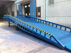 移動式登車橋